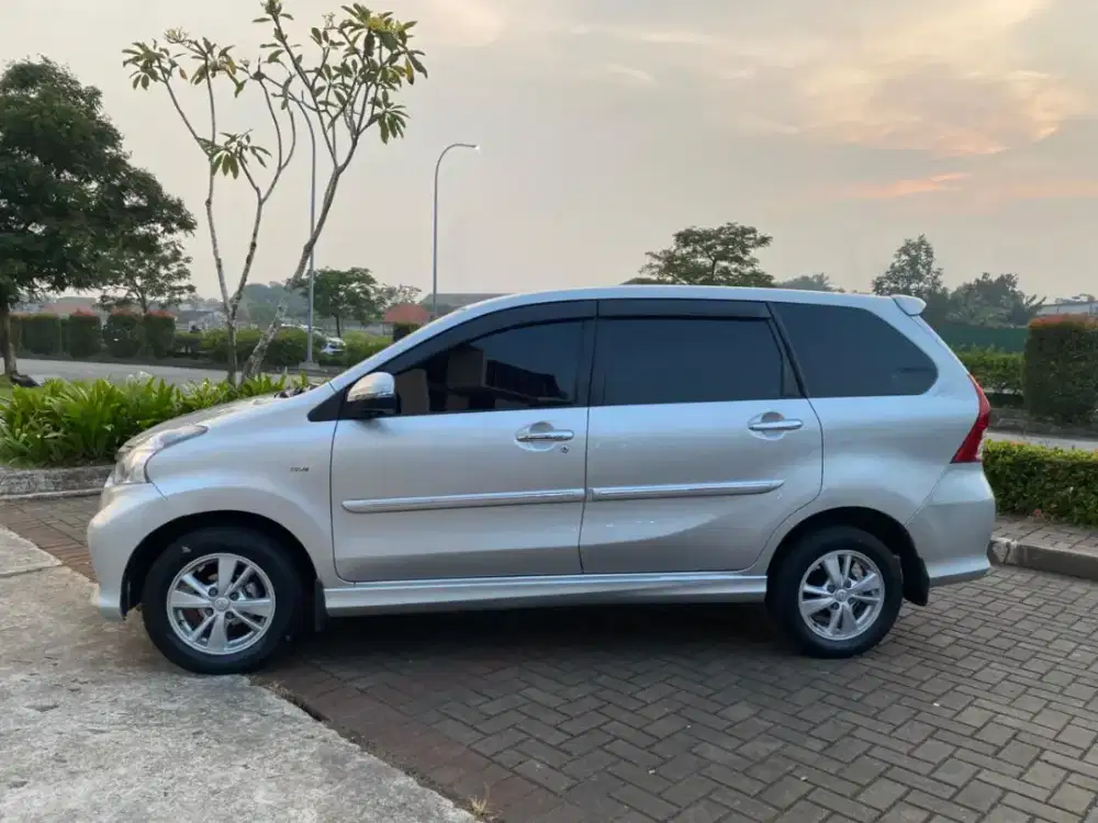 Avanza Veloz cc1500 automatic
