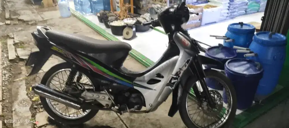 Jual barang antik kawasaki Blitz R