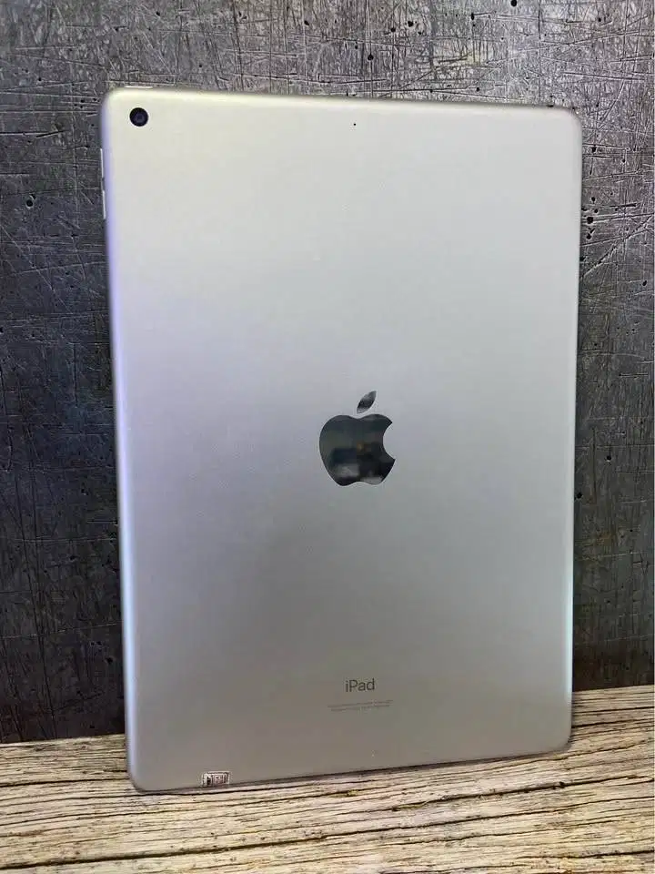 IPAD Generasi ke-9 64gb Silver IBOX Mantapp