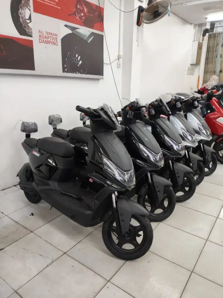 PROMO CUCI GUDANG SELIS MOLIS UWINFLY BERGARANSI RESMI 10TAHUN!!