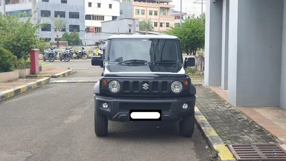 Km10rb suzuki jimny 3 door 2022 hitam matic pajak panjang