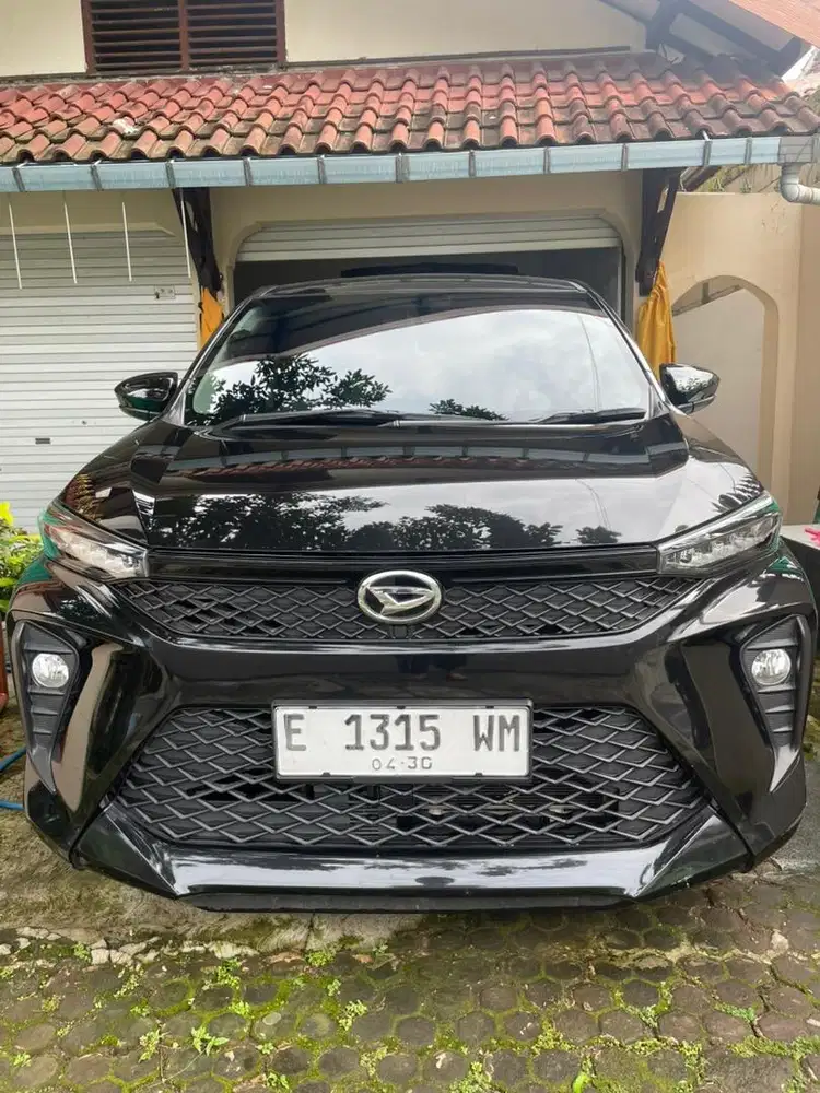 Xenia hitam matic 2025