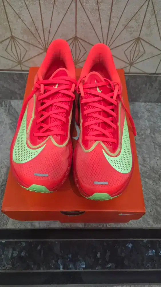 Nike Zoom Fly 6 ori size 40-40.5 panjang 25.5 cm