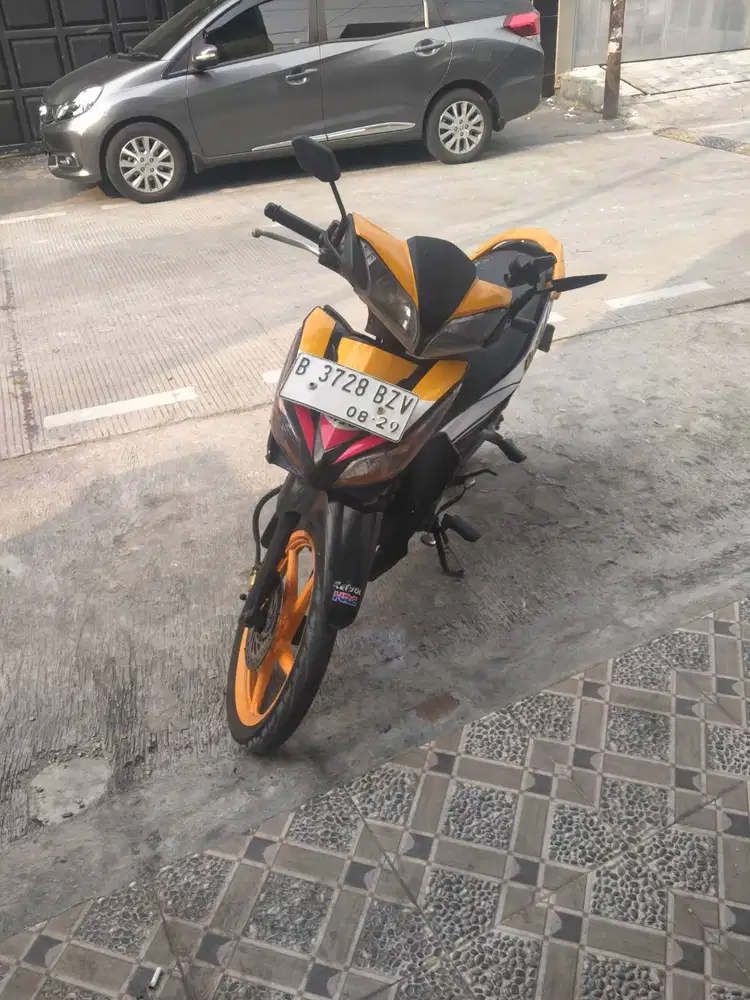 Jual Blade fi 125 tahun 2014 injeksi