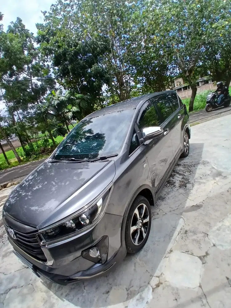 Toyota Kijang Innova 2021 Bensin