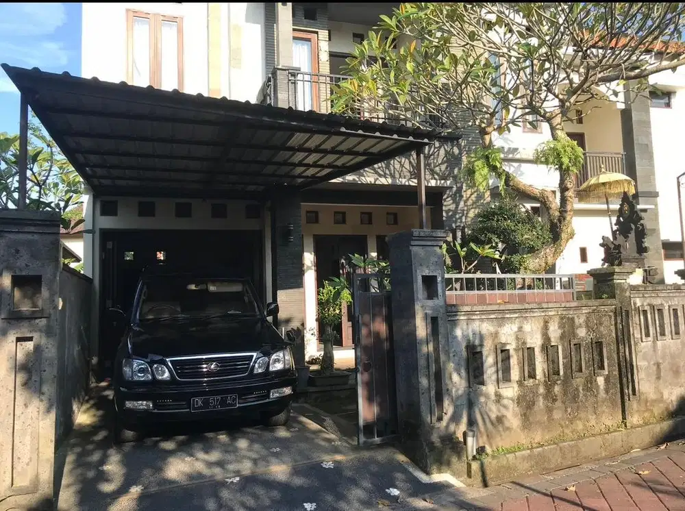 Disewakan Rumah lantai 2 minimalis