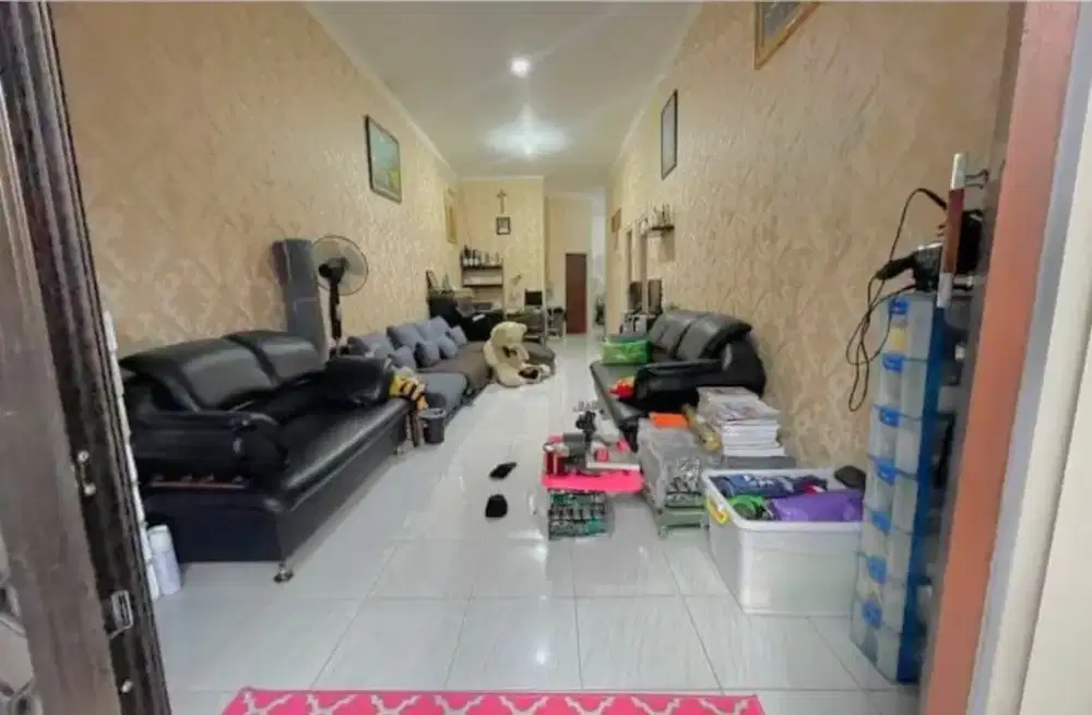 Disewakan Rumah masih terawat di area Kalijudan, Surabaya