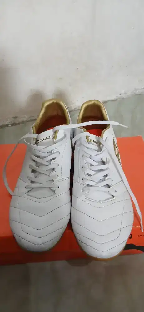 Jual sepatu bola ortus original size 43