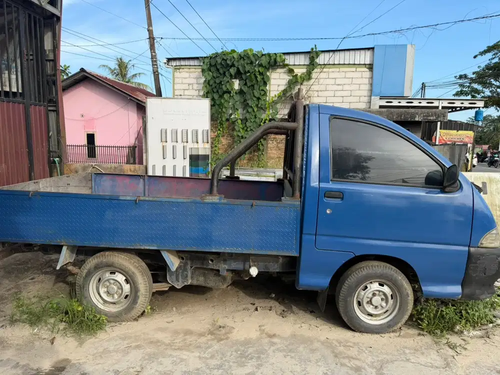 Daihatsu Zebra 2005 Bensin