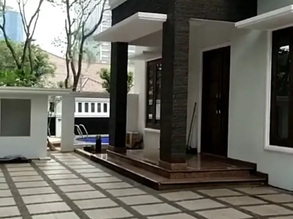 Dijual Rumah Mewah di Taman Patra Kuningan Jakarta Selatan