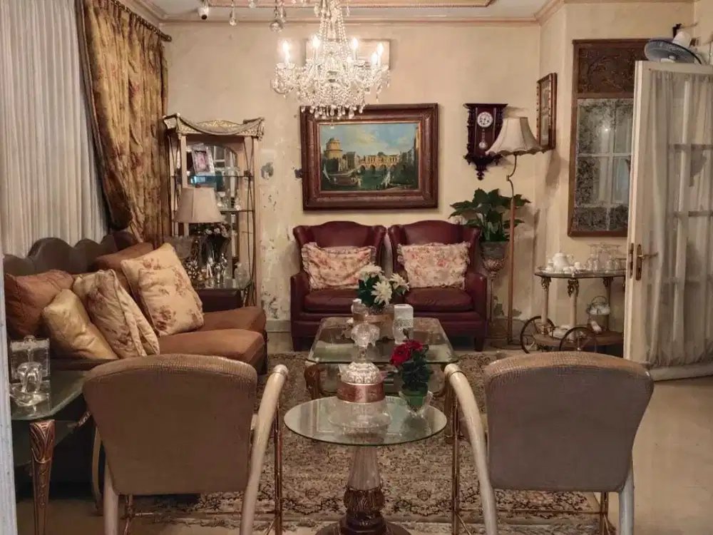 Dijual Rumah di Kebayoran Baru Jakarta Selatan