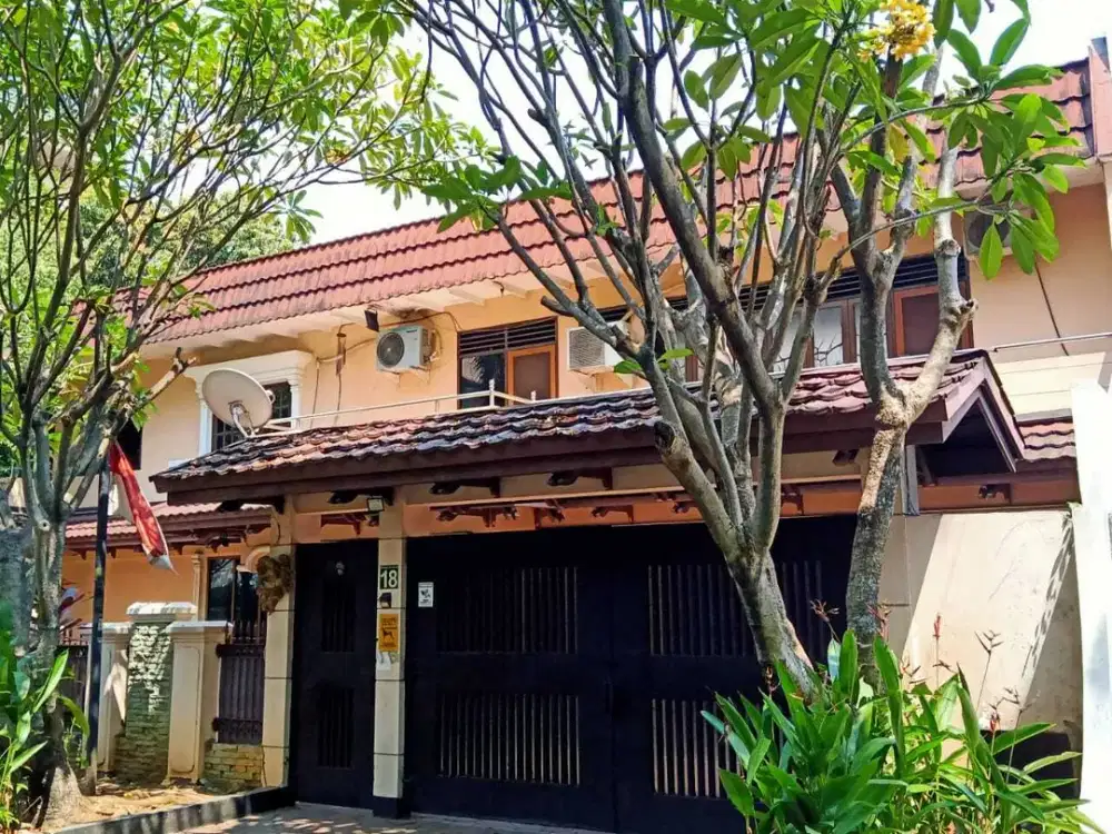 Dijual Rumah Bagus Strategis di Pondok Indah Jakarta Selatan