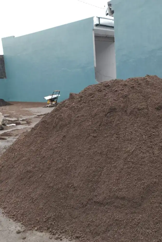 Pasir campur 7-7,5 kubik / rit