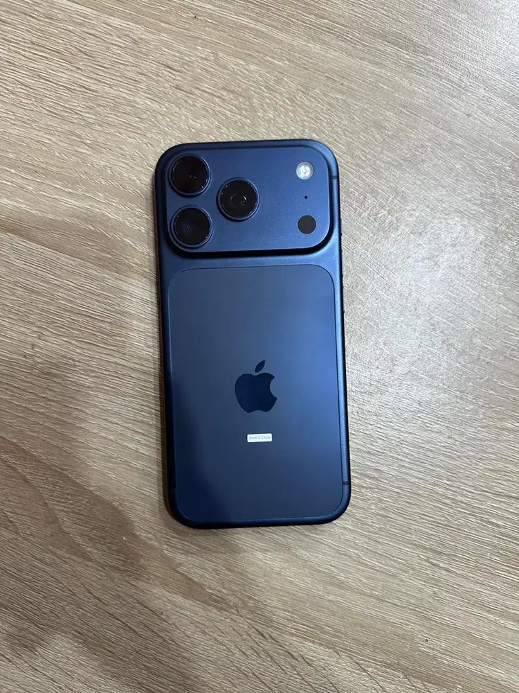 iphone 17 pro 256 deep blue ibox