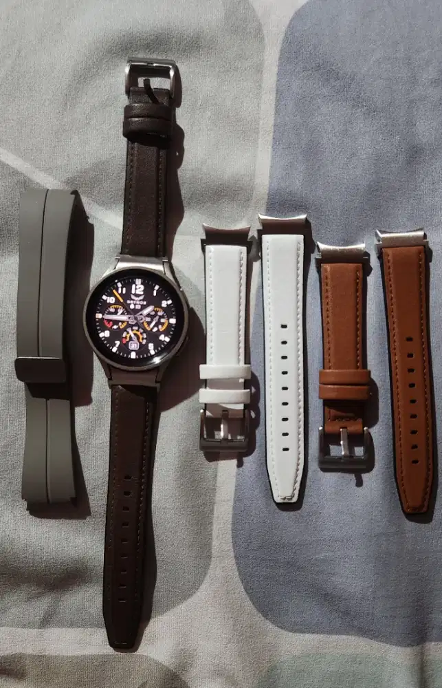 Samsung Galaxy Watch 5 Pro Mulus Terawat Fullset Bonus 3 Strap Kulit