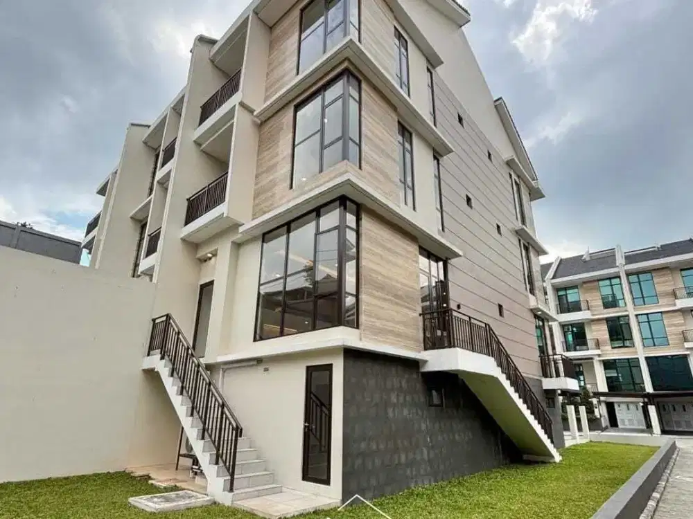 Dijual Rumah Townhouse di Pondok Indah Jakarta Selatan
