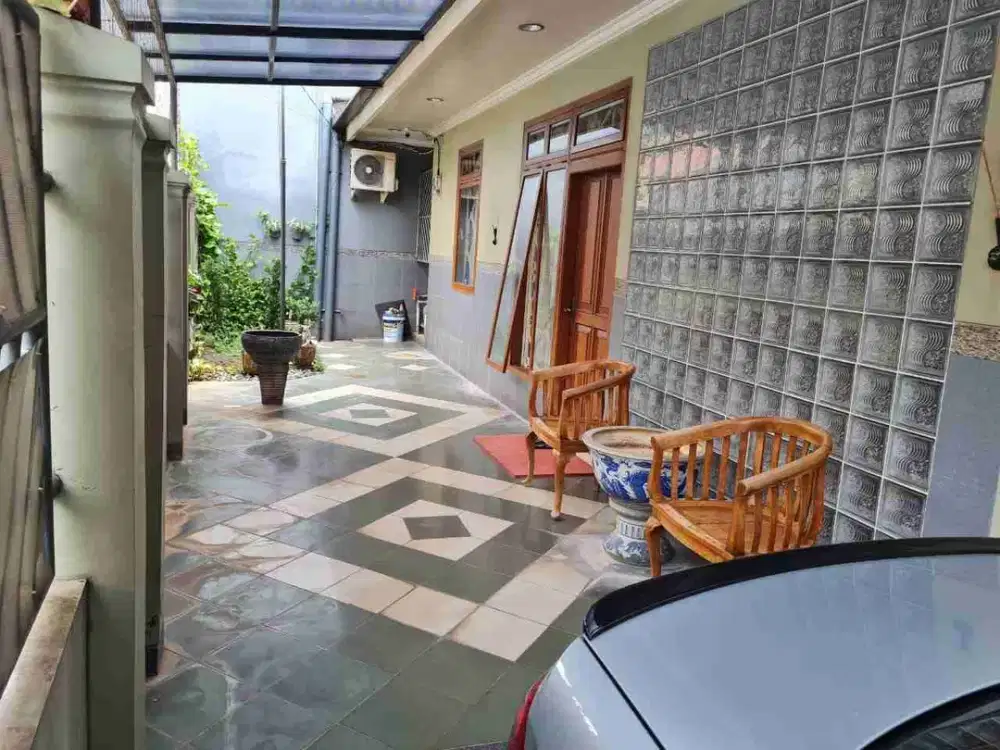 Dijual Rumah Strategis Siap Huni di Jatinegara Jakarta Timur