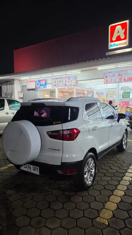 Ford Ecosport Titanium Sunroof Matic
