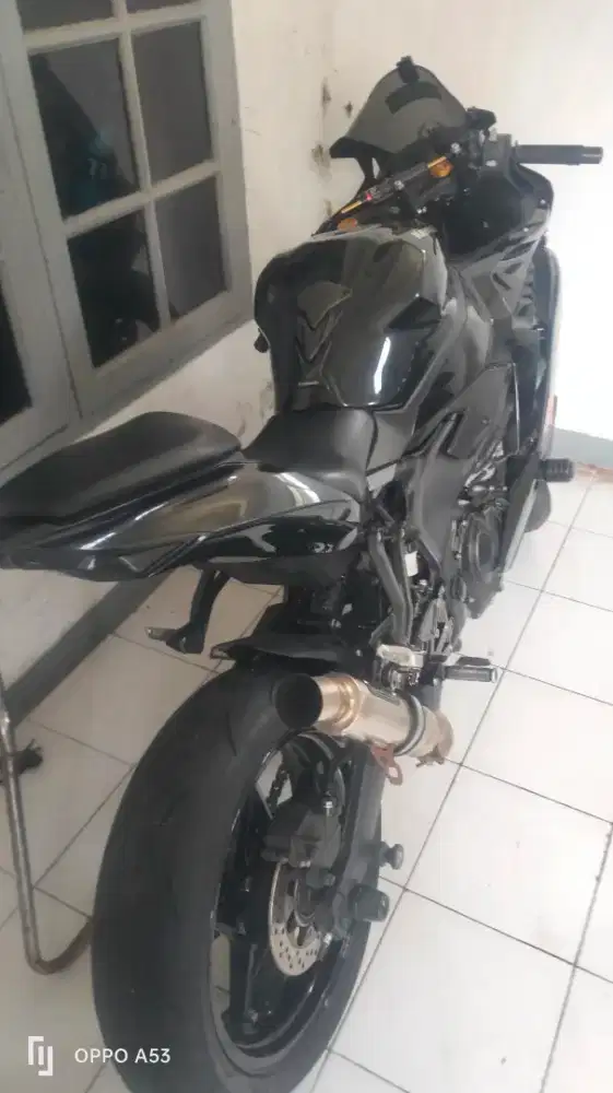 Kawasaki ZX 25R non abs