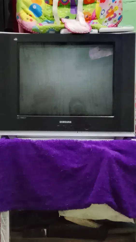 Tv Samsung 24inch,,bekas mulus dijual