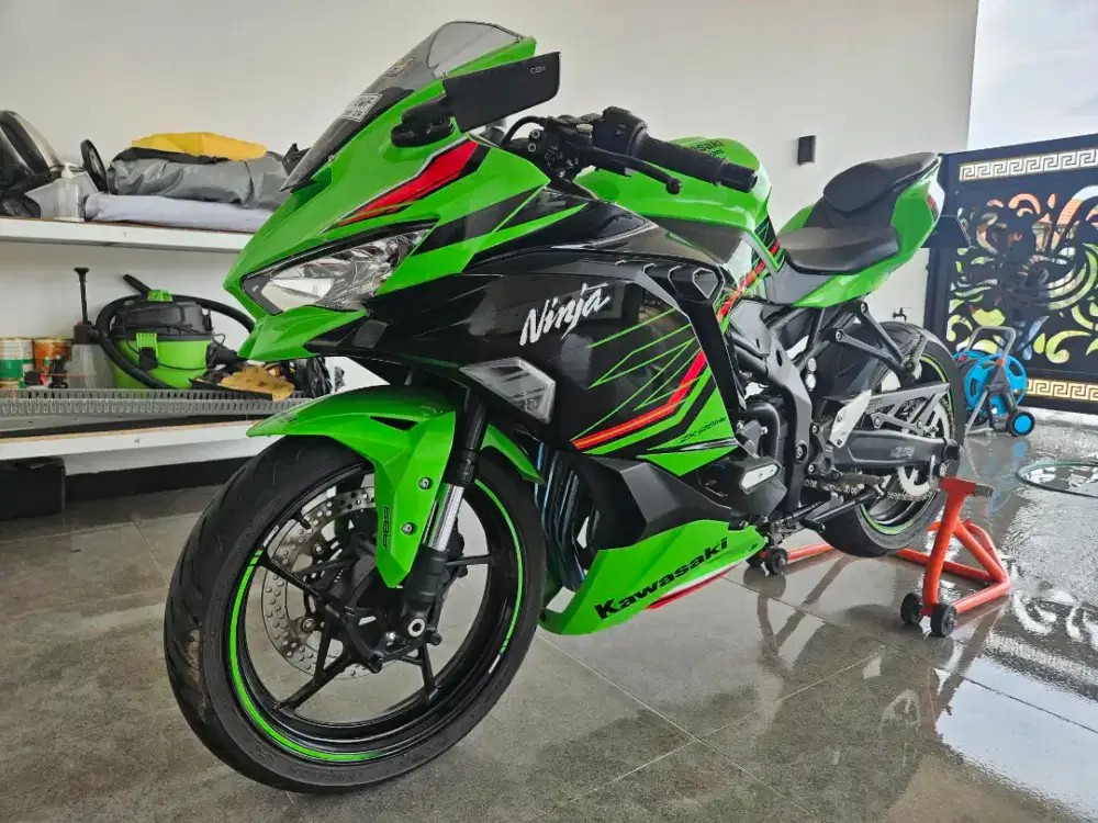 Kawasaki Zx25RR