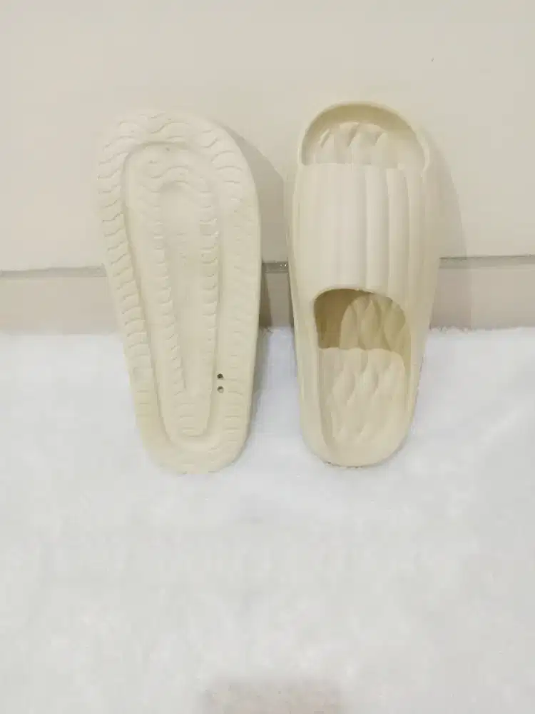 sandal pria anti slip  harga 120  lokasi bogor cilebut