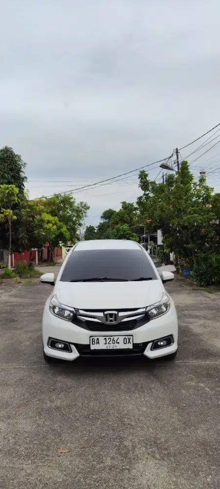 Mobilio E-cvt prestige 2019