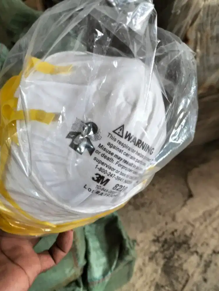 Masker 3m isi 20biji