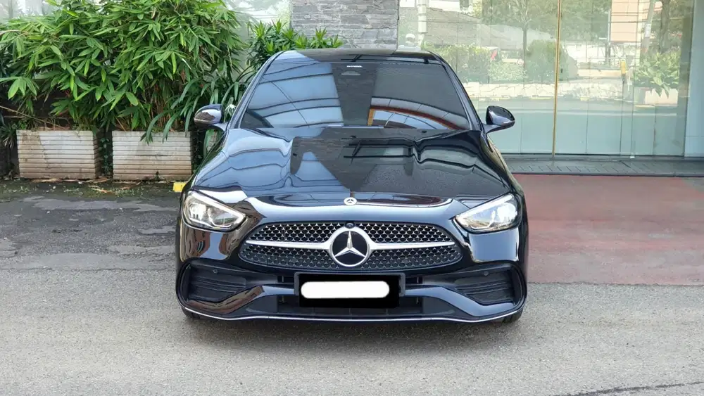 Km12rb mercedes benz mercy c300 amg line 2023 pakai 2024 hitam