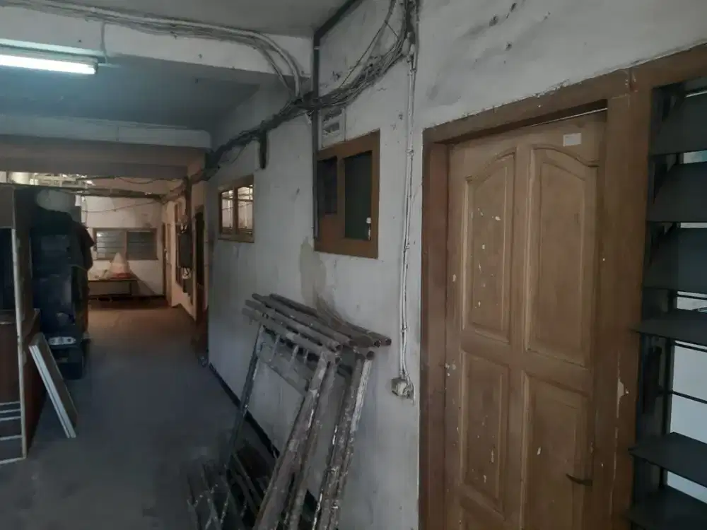 Disewakan Gudang Kedung Cowek