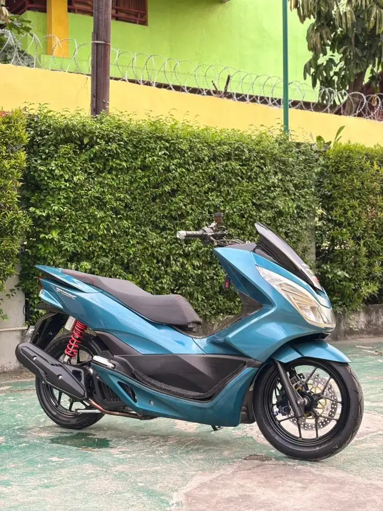 Pcx Cbu 2014 putih