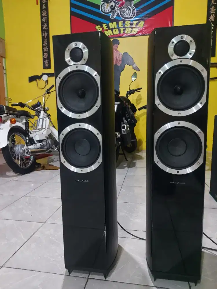 SPEAKER WHARFEDALE 
DIAMOND 10.6
