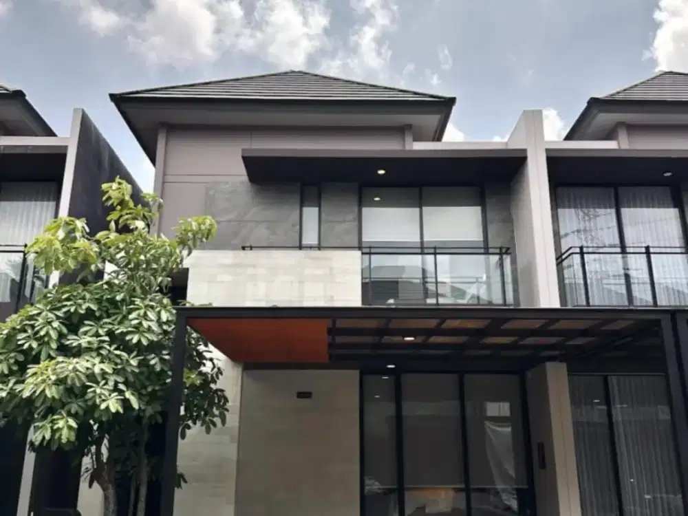 Rumah Modern GreenLake Whitney Deluxe Surabaya Barat