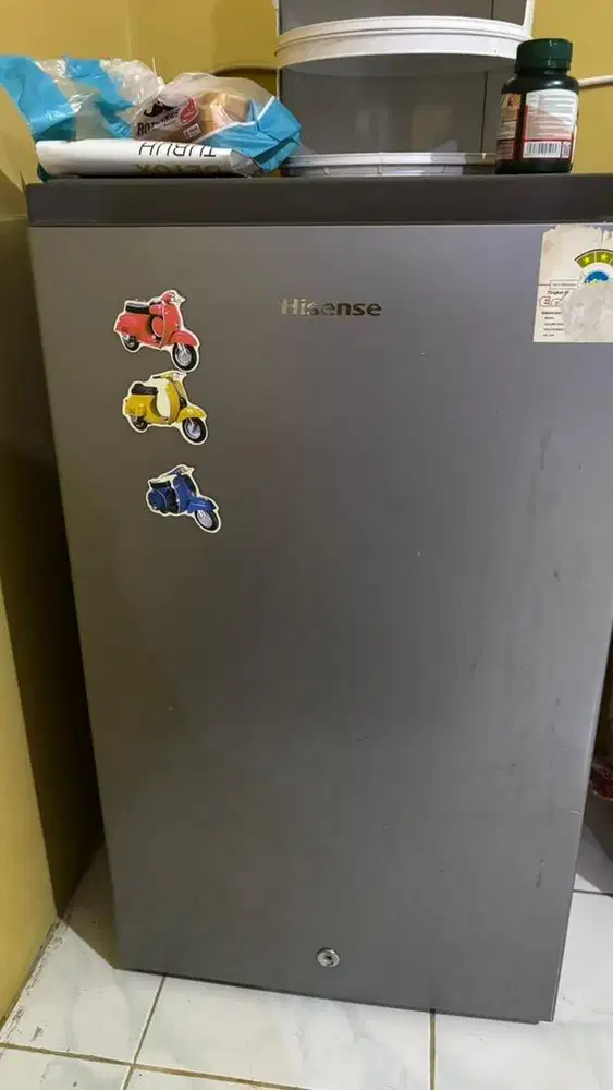 KULKAS BEKAS HISENSE