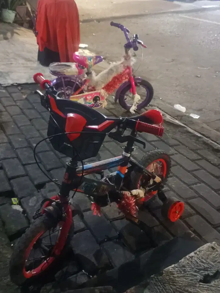 Sepeda anak ukuran 12