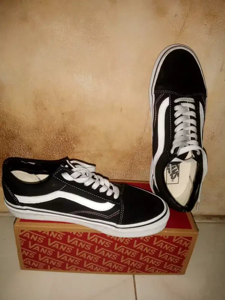 Jual sepatu Vans oldskull size 42