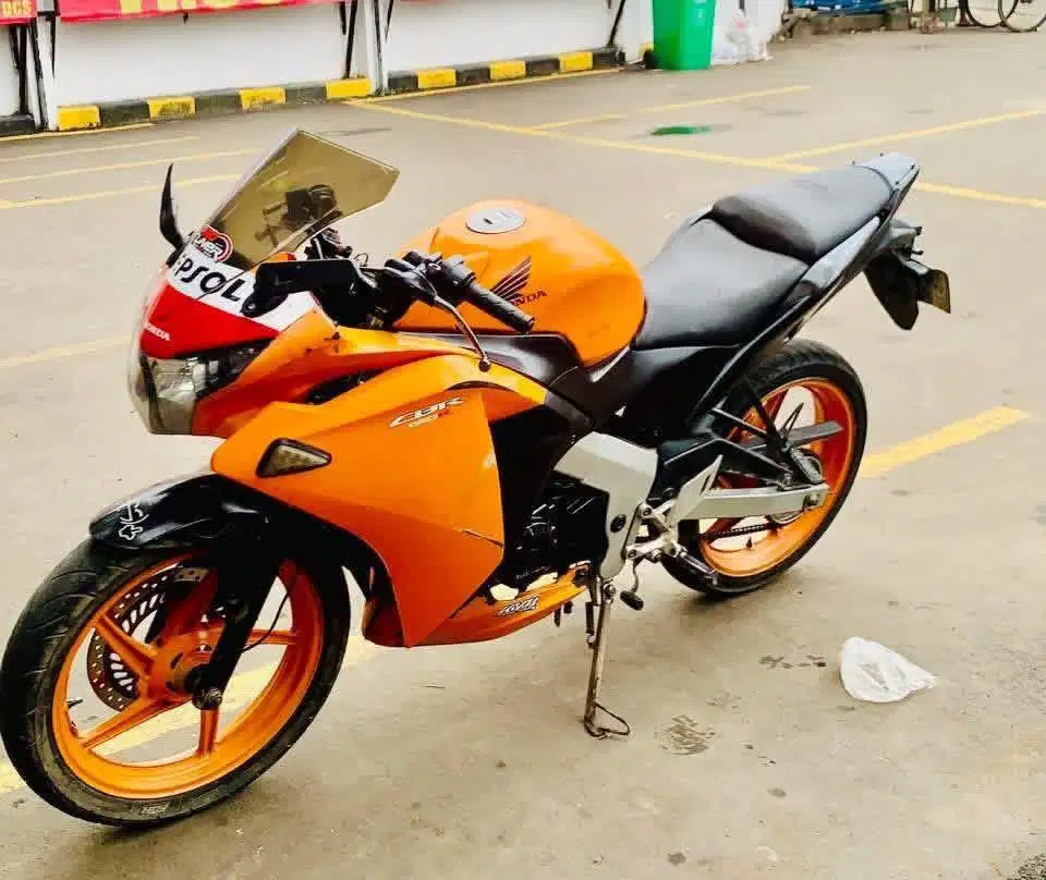HONDA CBR R TH.2013