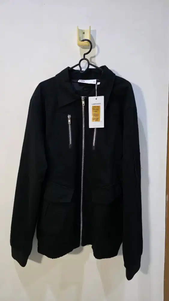 Jaket Larusso Regular Fit Pocket Tee