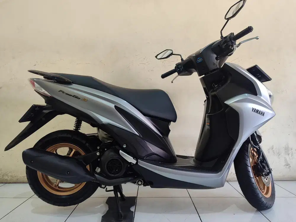 FreeGo S 125 perak 2024 istimewa mulus terawat siap pakai...