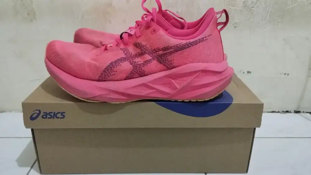 Jual Cepat Sepatu Asics Novablast 5 Man