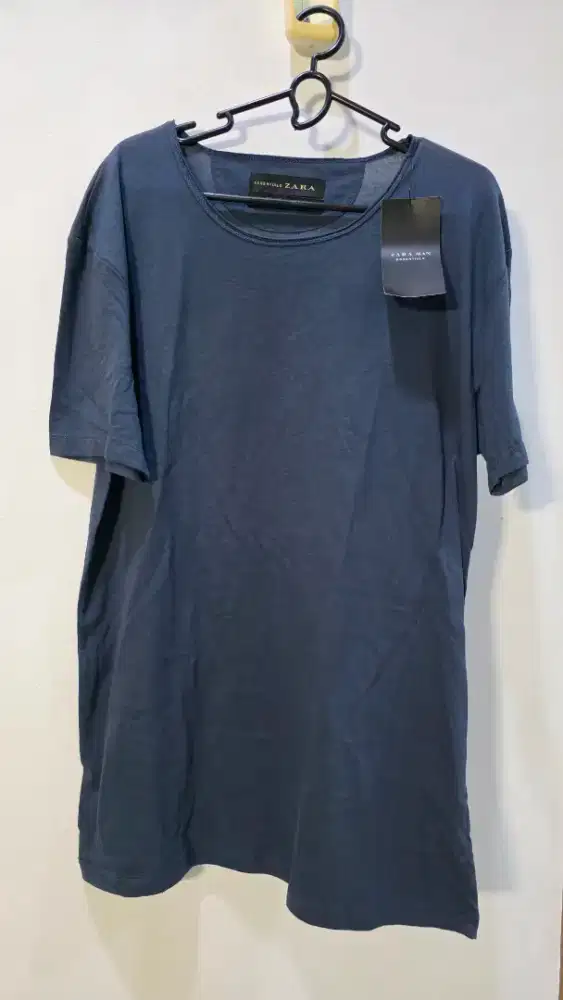 Kaos Oblong Essentials ZARA (Original)