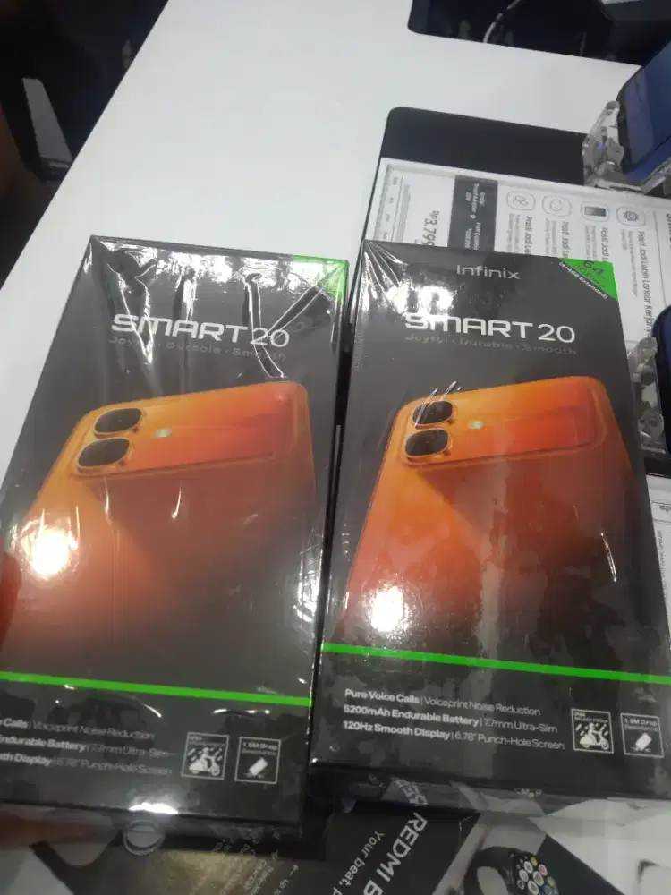 Infinix smart 20 4/64 GB.