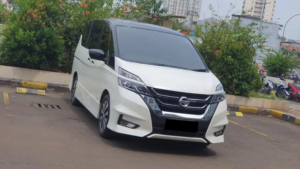 [ LOW KM ] Nissan Serena 2.0 HWS High Way Star Two Tone AT 2019/2020