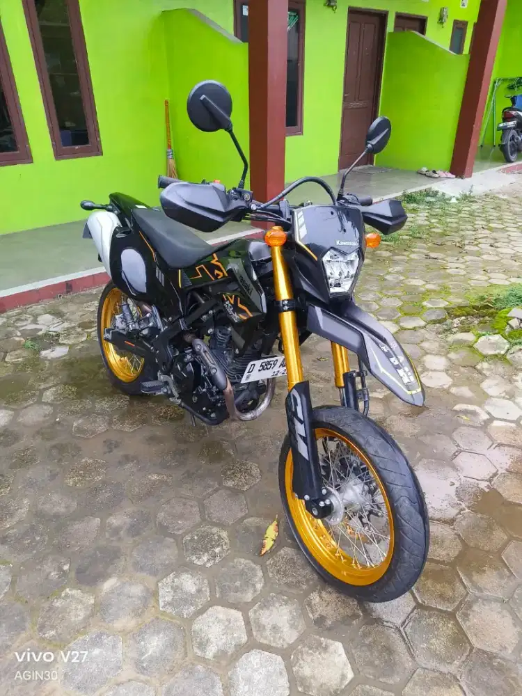 Kawasaki KLX 230 SM SE 2022