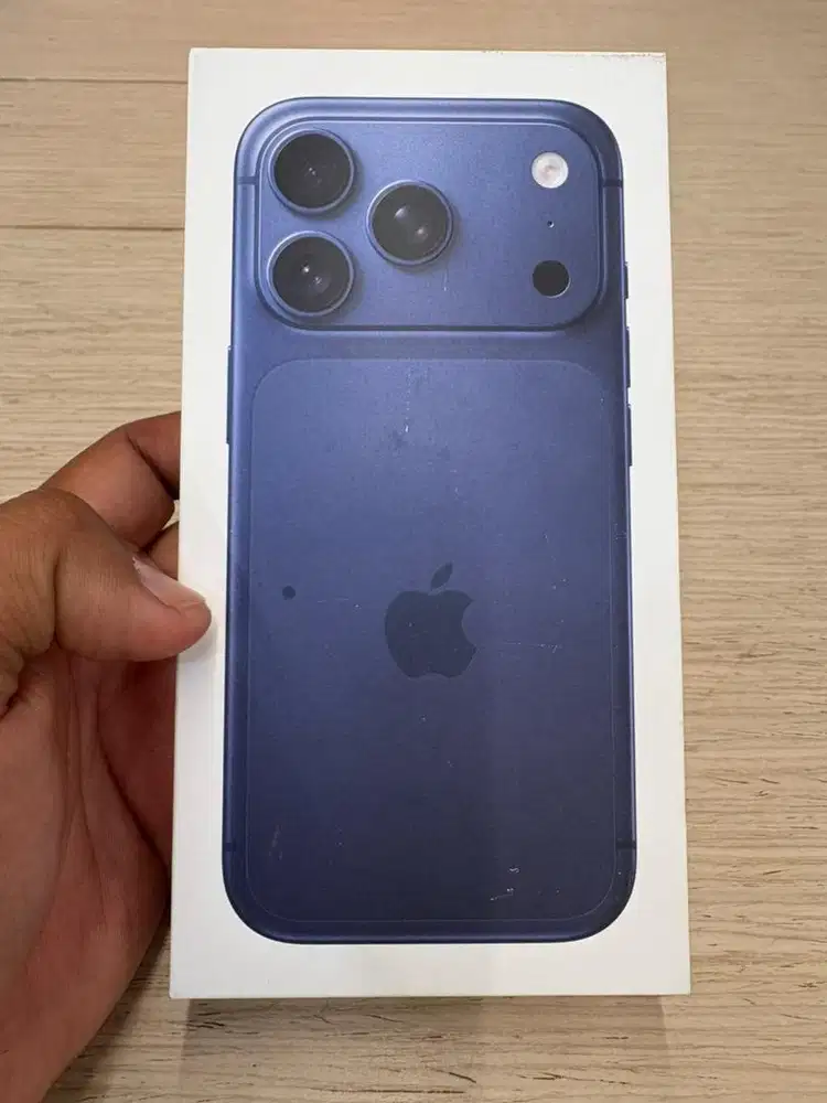 Iphone 17 Pro 256 ( Biru )