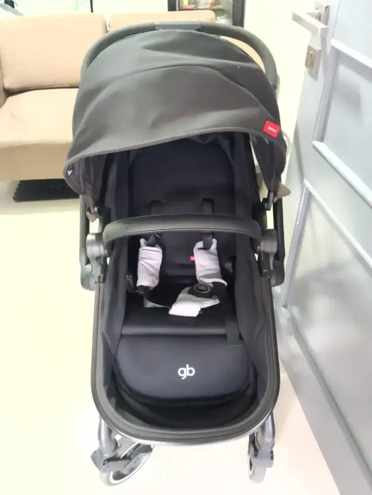 Goodbaby ( GB ) Swan Basic Stroller Kereta Dorong Bayi