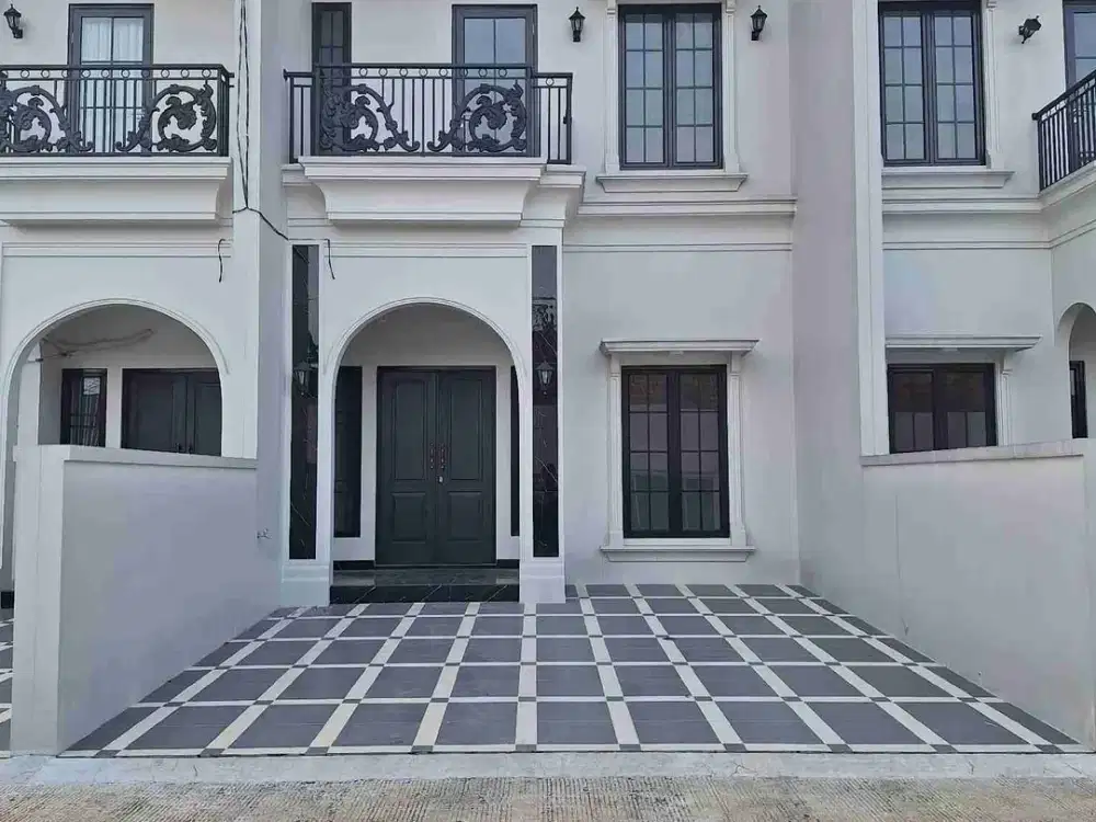 Rumah Baru 2 Lantai Siap Huni 7 Menit Ke Stasiun Depok
