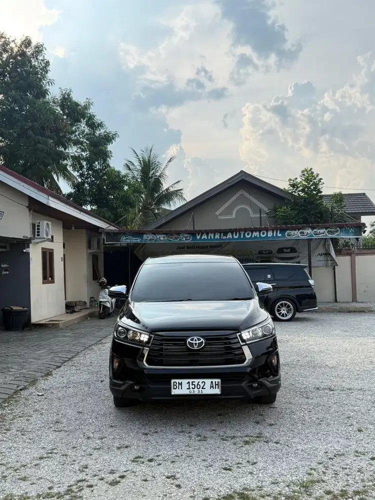 Toyota Kijang Innova Venturer Metic Diesel 2021