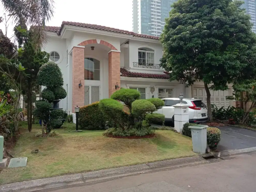 DIJUAL Rumah TAMAN BEVERLY GOLF Karawaci