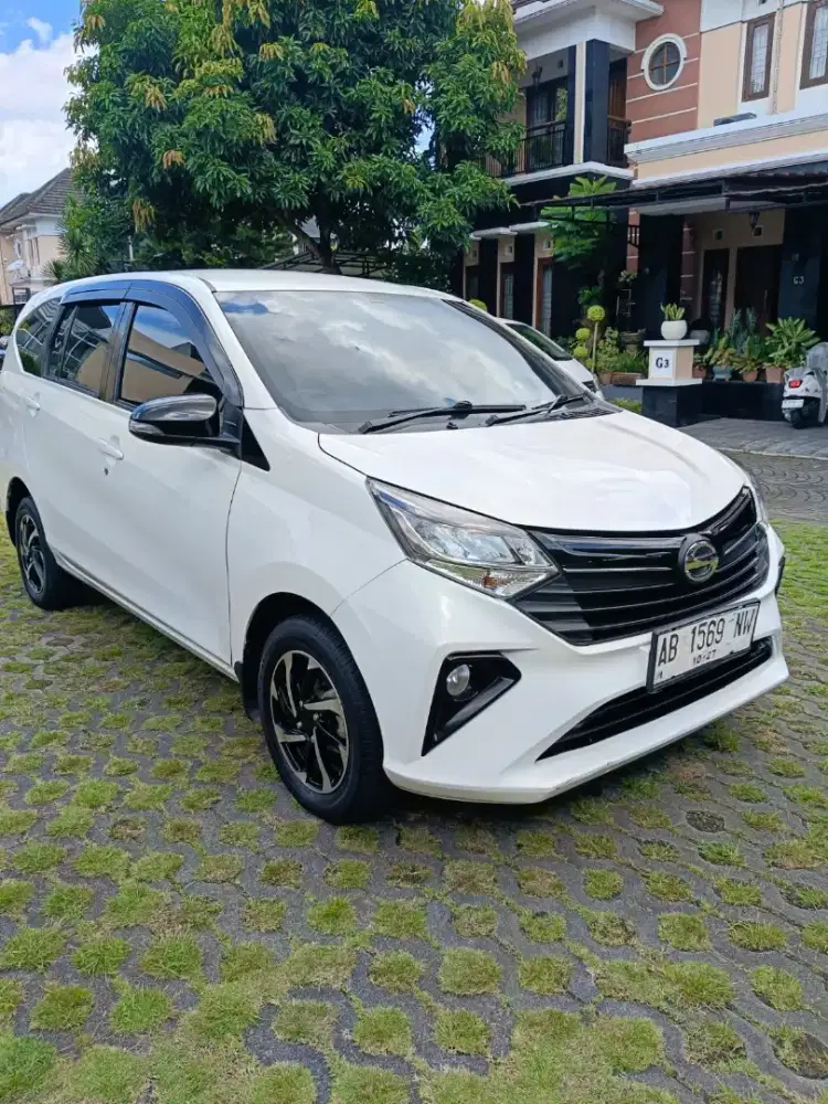Daihatsu Sigra R deluxe matic THN 2022